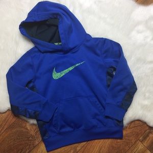Nike little boy therma fit